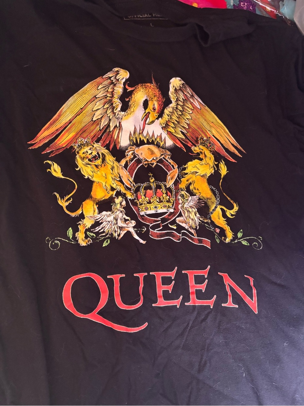 Queen Black Band Tee with Yellow & Red Crest Graphic L